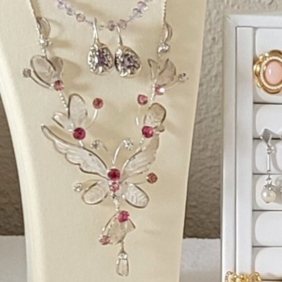 Pastel Jewelry Lot - Picture 5 of 10